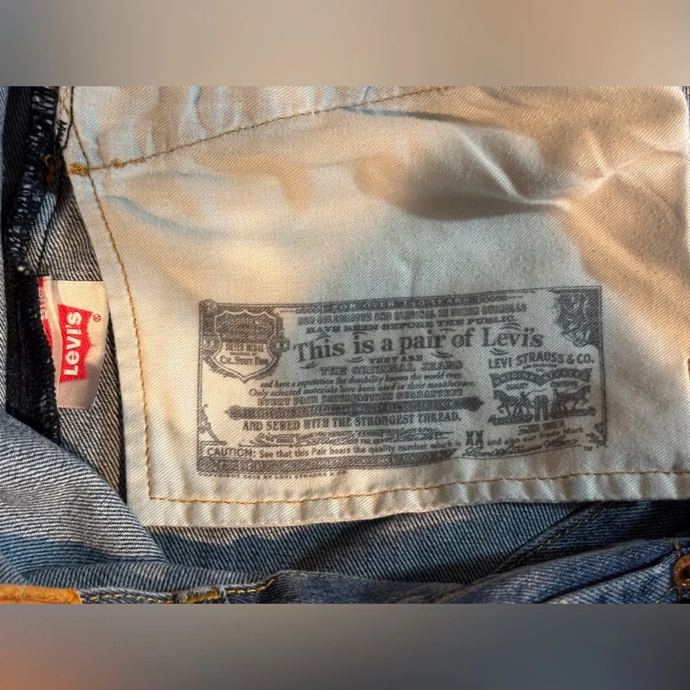Levi's 501 Men's‎ Jeans Size 48/29